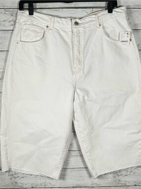 Free People We The Free Jam Session Relaxed Denim White Capri Shorts 33 NWT